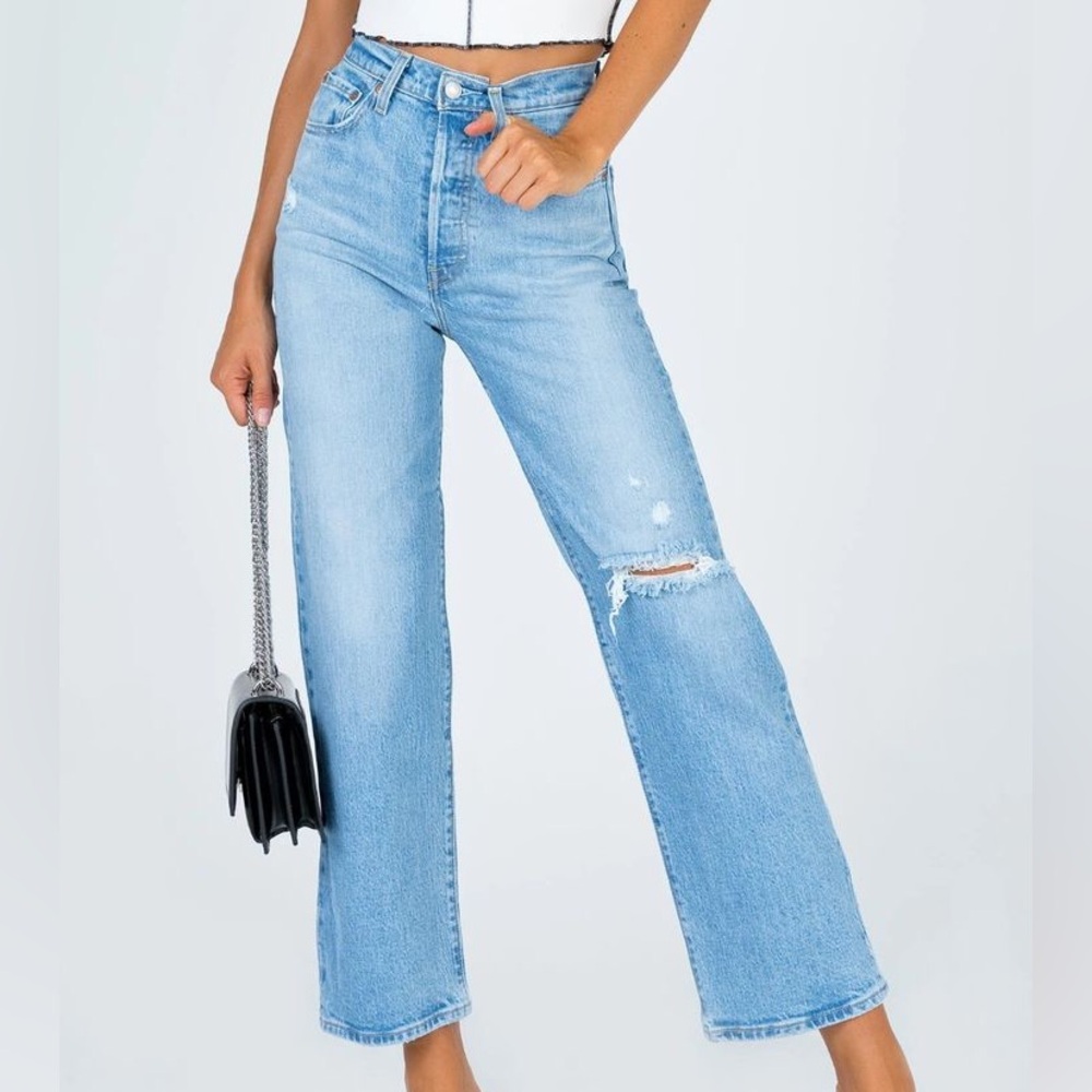 Levi’s Ribcage Straight in Tango Fade